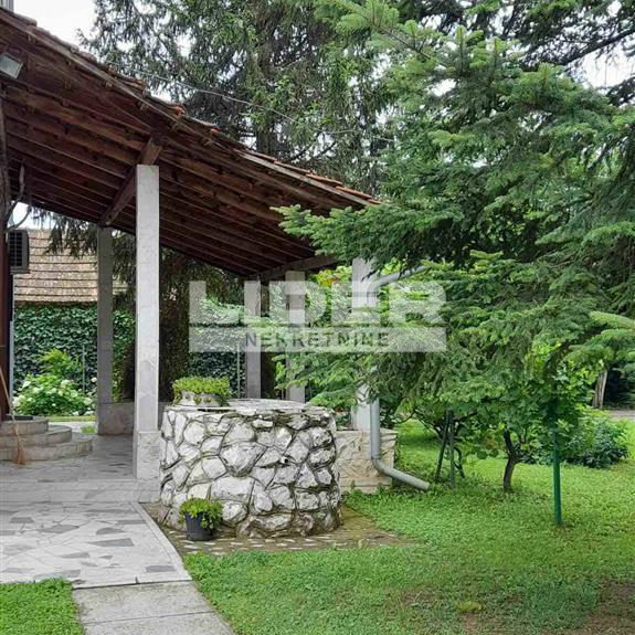 Kuća Prodaja Opovo  347 m2