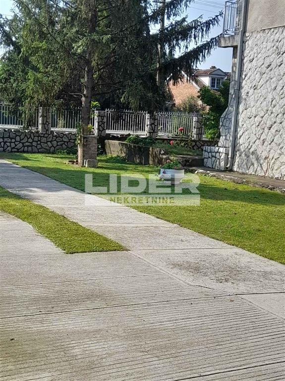 Kuća Prodaja Opovo Kuća Prodaja Opovo 347 m2