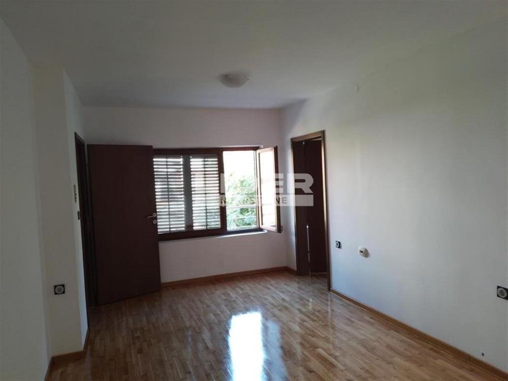 Trosoban stan na prodaju, Konjarnik, Beograd, 58m², 245.000 €