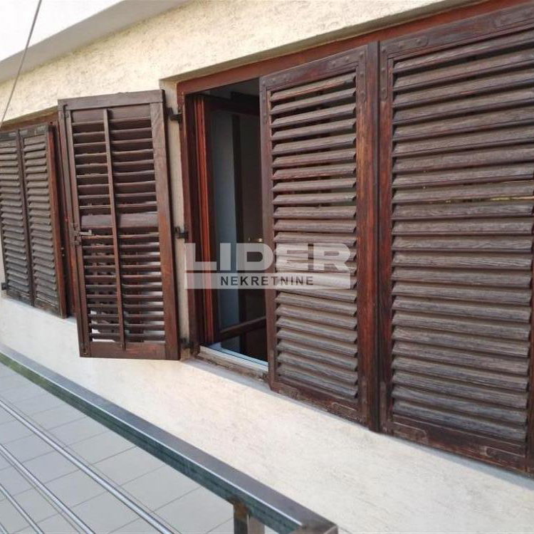 Trosoban stan na prodaju, Konjarnik, Beograd, 58m², 245.000 €
