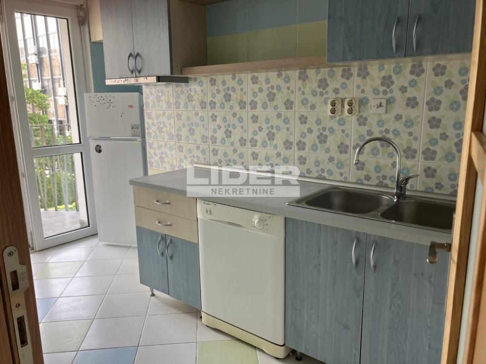 Stan Izdavanje Beograd Stan Izdavanje Beograd Studentski Trg 58 m2