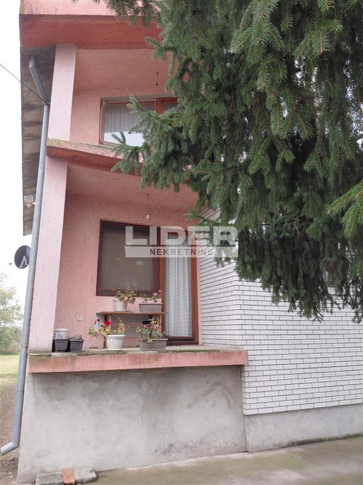 Kuća Prodaja Pećinci Kuća Prodaja Pećinci 200 m2