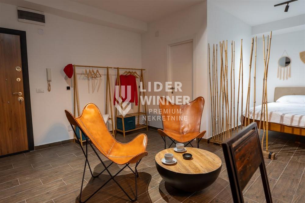 Garsonjera na prodaju, Ekonomski Fakultet, Beograd, 36m², 159.000 €