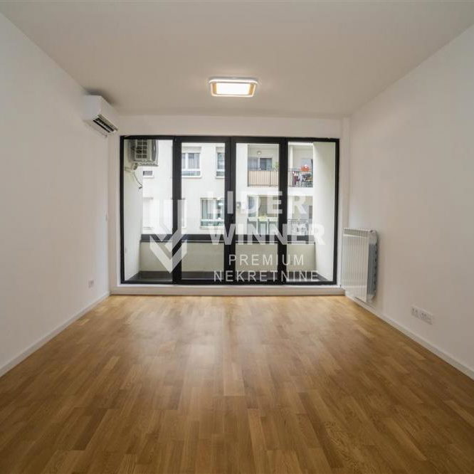 Trosoban stan na prodaju, Višnjička Banja, Beograd, 67m², 216.900 €