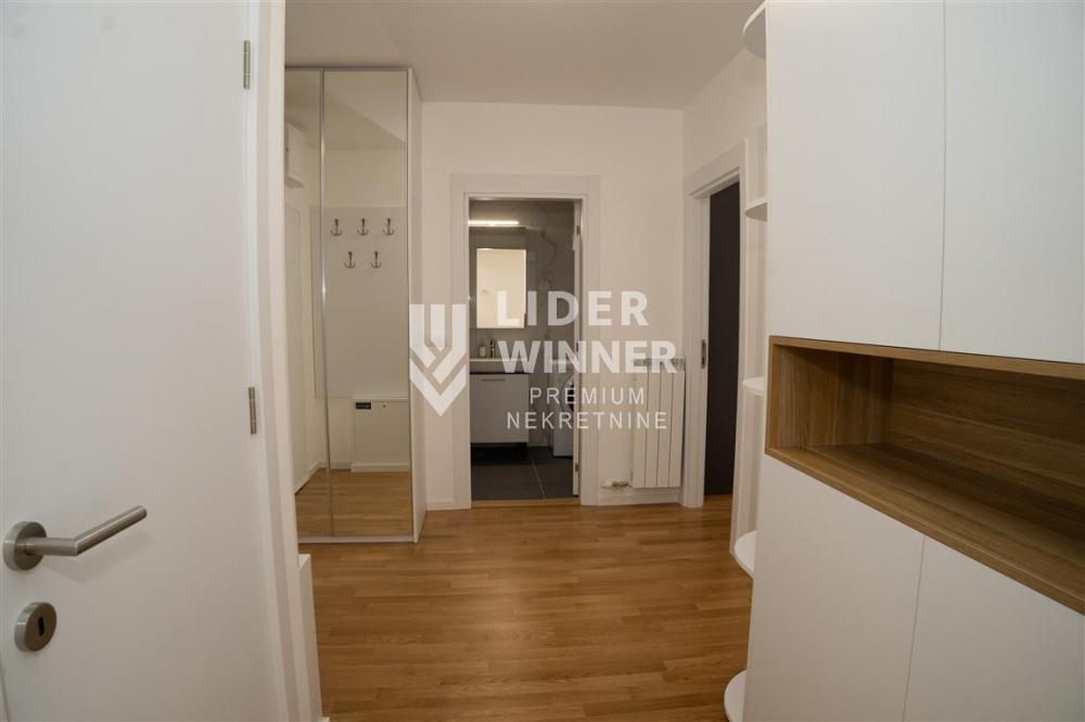148120632_9_20260601164450 Trosoban stan na prodaju, Višnjička Banja, Beograd, 67m², 216.900 €