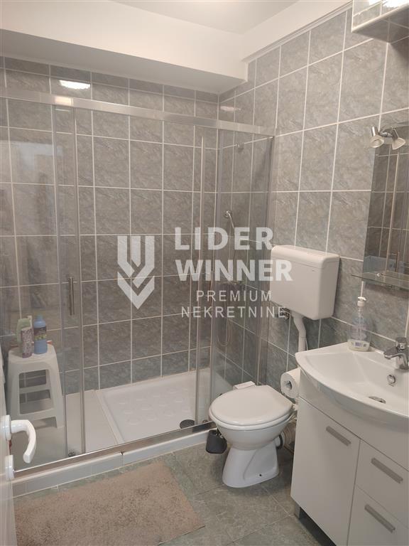 Trosoban stan na prodaju, Vojvode Stepe, Beograd, 83m², 260.000 €