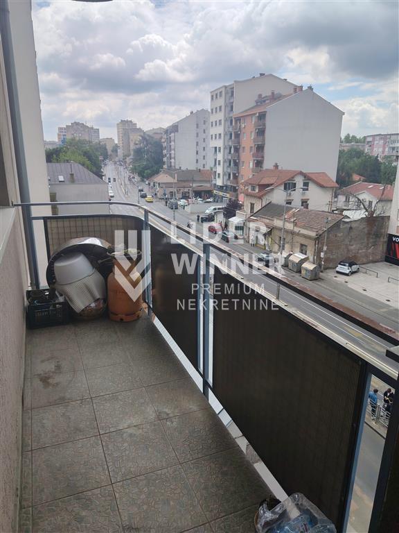 Trosoban stan na prodaju, Vojvode Stepe, Beograd, 83m², 260.000 €