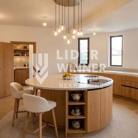 Kuća Prodaja Beograd Surčin (mesto) 250 m2