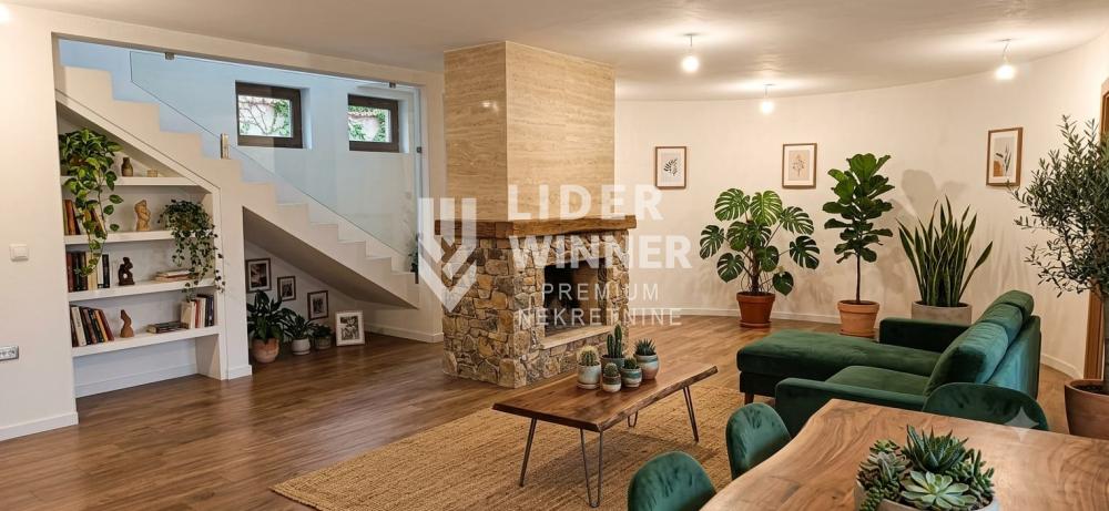 Kuća Prodaja Beograd Surčin (mesto) 250 m2