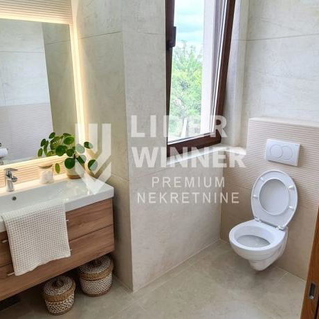 Kuća na prodaju, Surčin, Beograd, 250m², 490.000 €