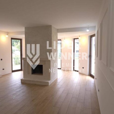 Kuća na prodaju, Surčin, Beograd, 250m², 490.000 €
