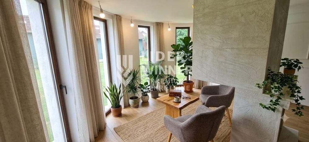 Kuća Prodaja Beograd Surčin (mesto) 250 m2