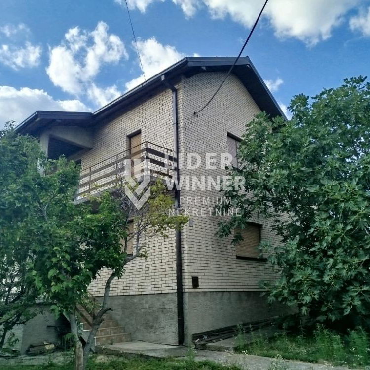Kuća Prodaja Beograd Kaluđerica 319 m2
