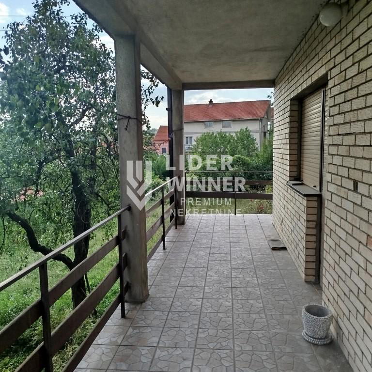 Kuća Prodaja Beograd Kaluđerica 319 m2