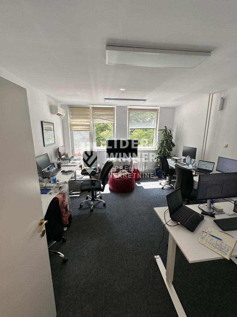 Petosoban stan na prodaju, Blok 29, Beograd, 124m², 520.590 €