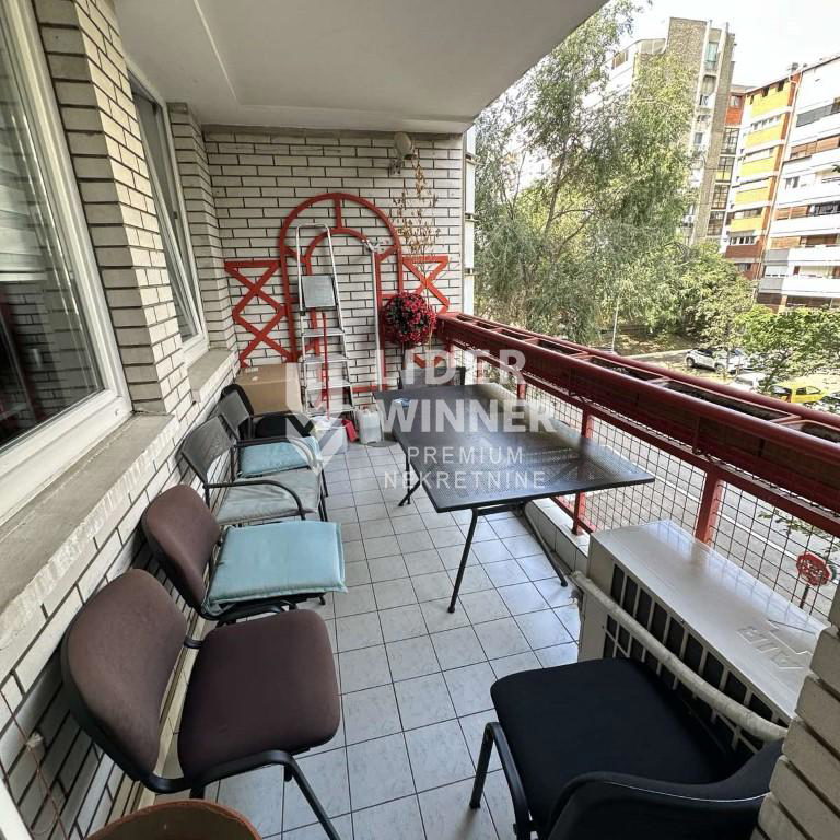 Stan Prodaja Beograd Blok 29 124 m2