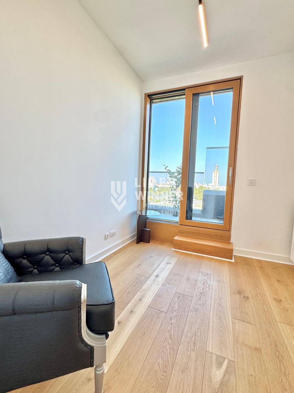 Stan Prodaja Beograd Blok 65 120 m2