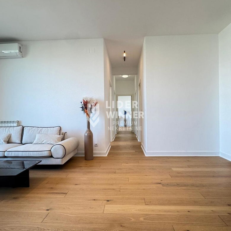 Stan Prodaja Beograd Blok 65 120 m2