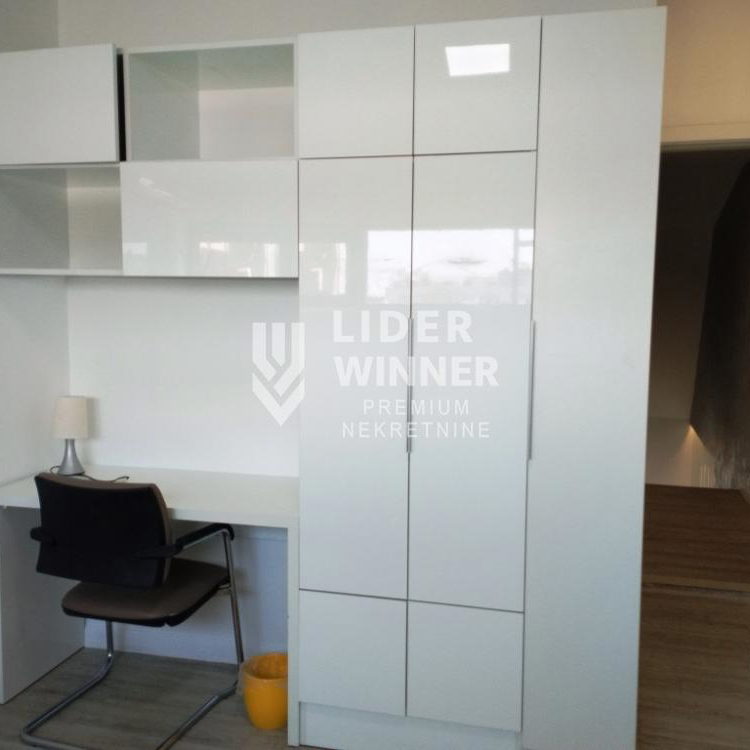 Petosoban stan na prodaju, Đeram Pijaca, Beograd, 118m², 349.000 €