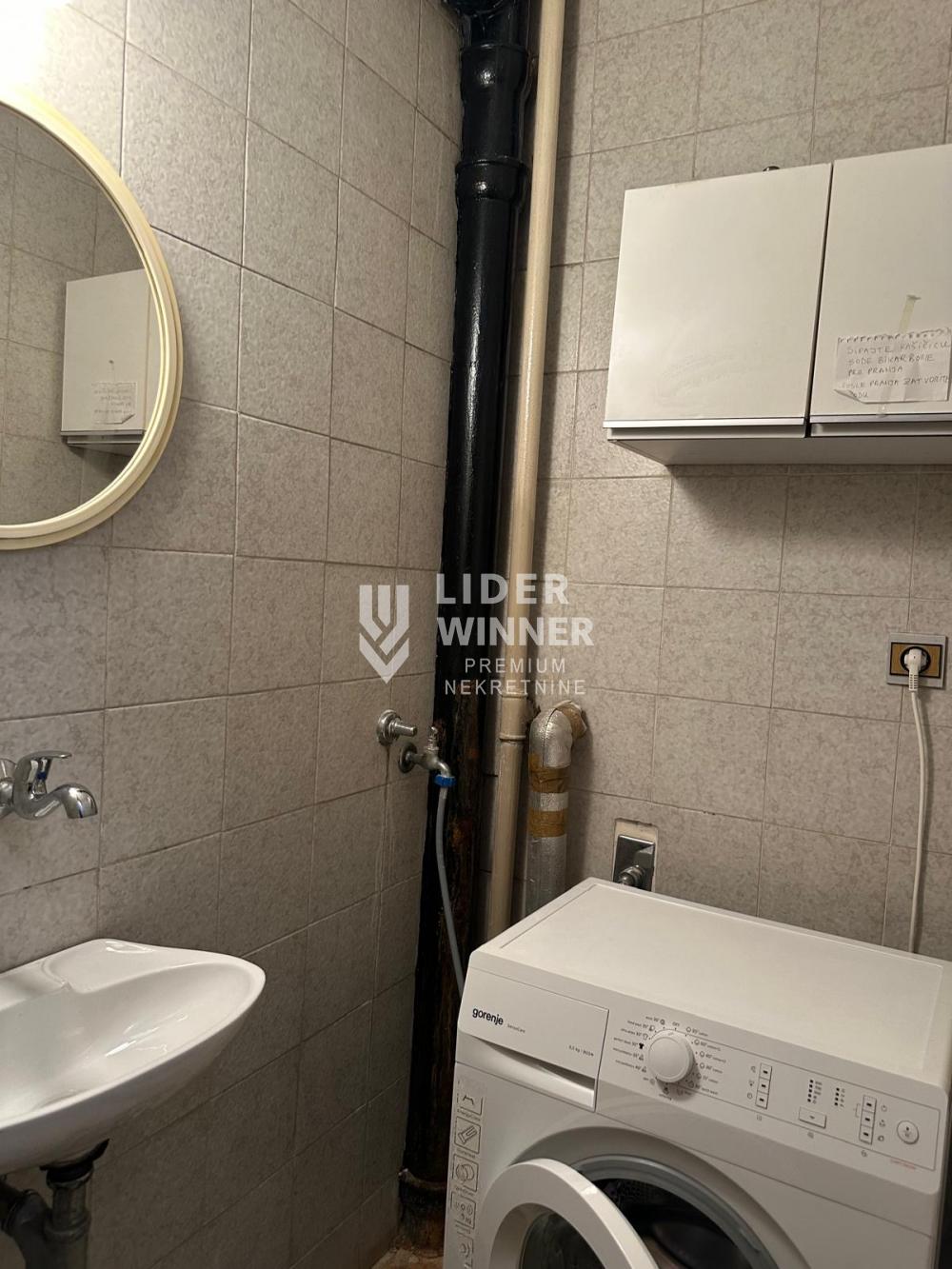 Stan Izdavanje Beograd Hotel YU 75 m2