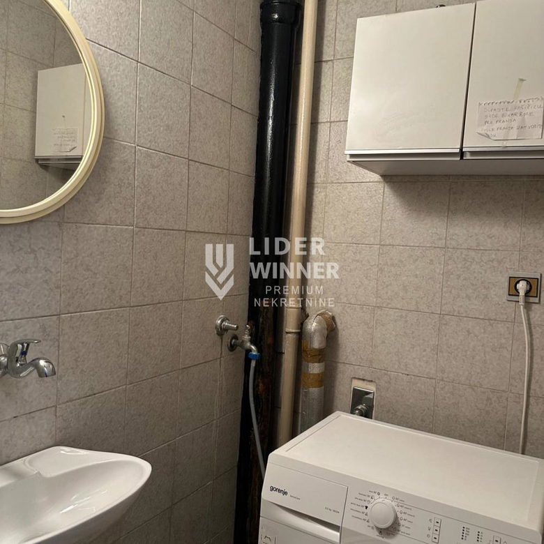Stan Izdavanje Beograd Hotel YU 75 m2
