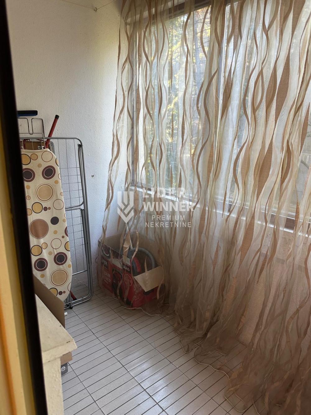 Stan Izdavanje Beograd Hotel YU 75 m2