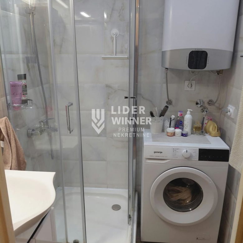 Trosoban stan na prodaju, Blok 29, Beograd, 79m², 320.000 €