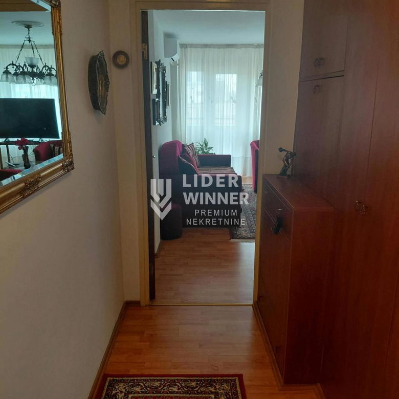 Stan Prodaja Beograd Blok 29 79 m2