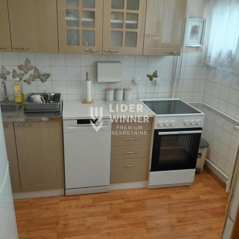 Stan Prodaja Beograd Blok 29 79 m2