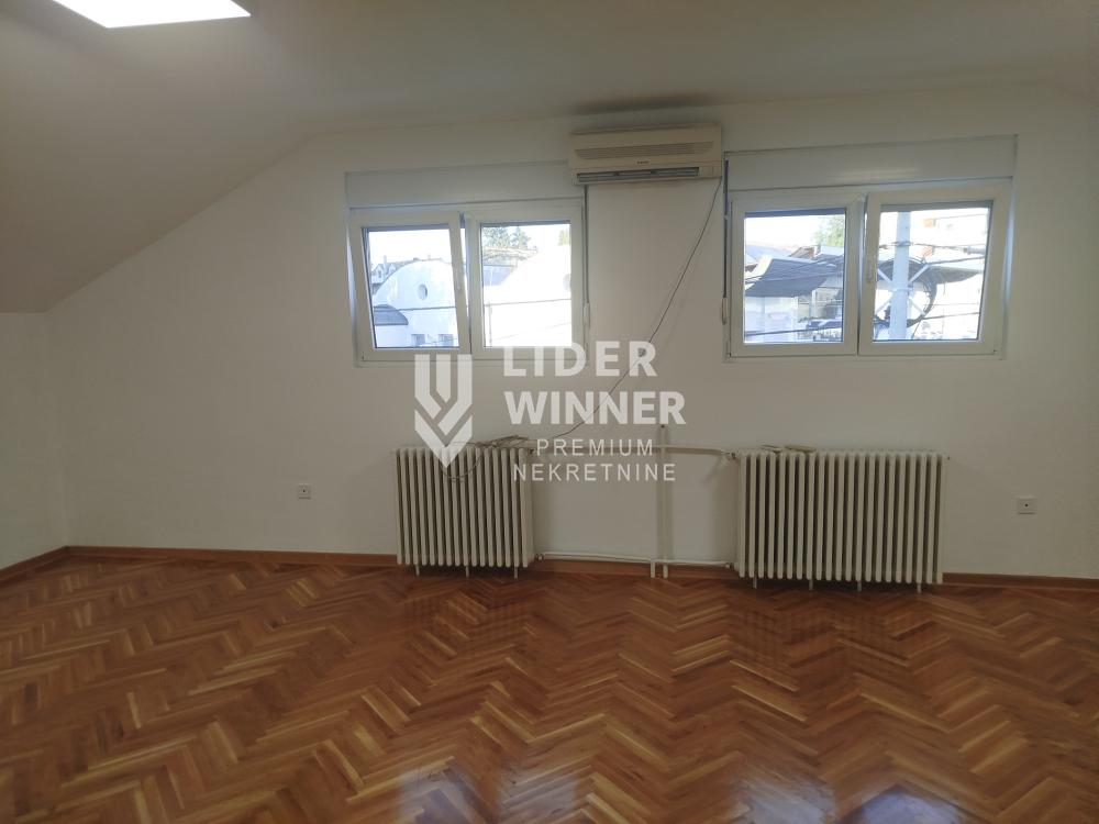 148120745_13_20260917122732 Kuća za izdavanje, Mali Mokri Lug, Beograd, 204m², 2.400 €/mes
