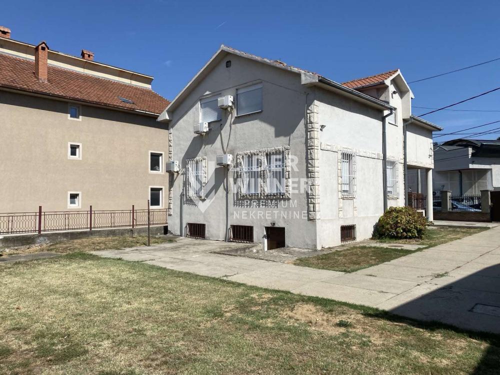148120745_17_20260917135420 Kuća za izdavanje, Mali Mokri Lug, Beograd, 204m², 2.400 €/mes