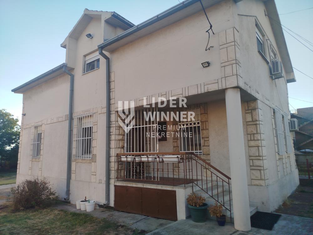 Kuća Izdavanje Beograd Kuća Izdavanje Beograd Mali Mokri Lug 204 m2