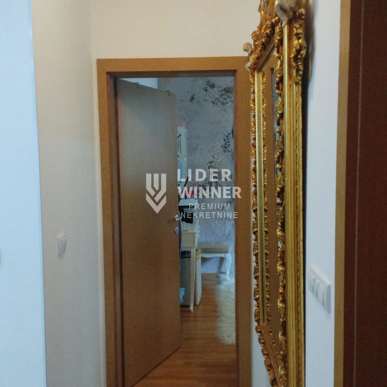 Dvoiposoban stan na prodaju, Olimp, Beograd, 50m², 179.000 €