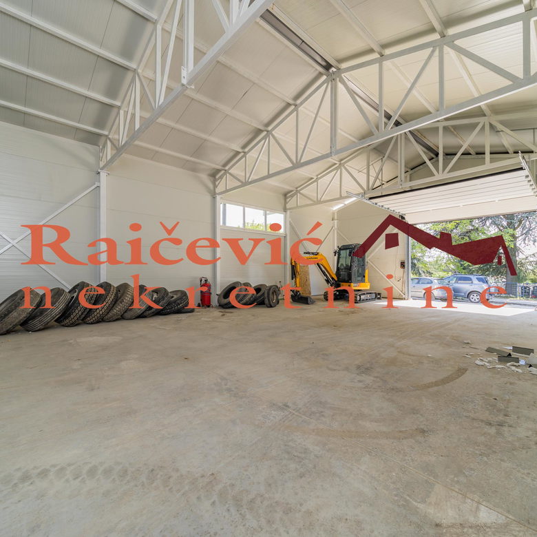 Lokal Izdavanje Beograd Železnik 340 m2