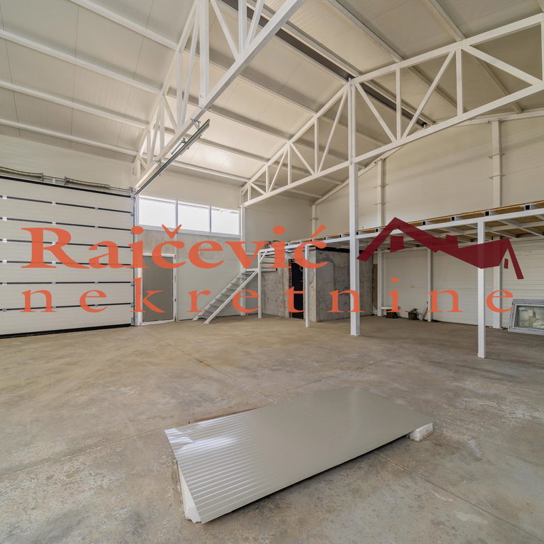 Lokal Izdavanje Beograd Železnik 340 m2