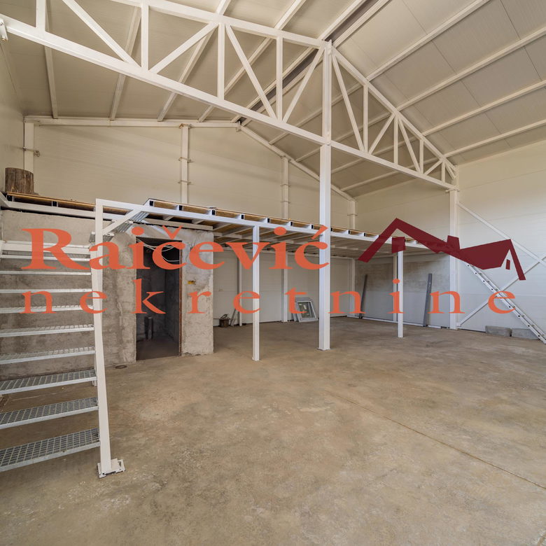 Lokal Izdavanje Beograd Železnik 340 m2
