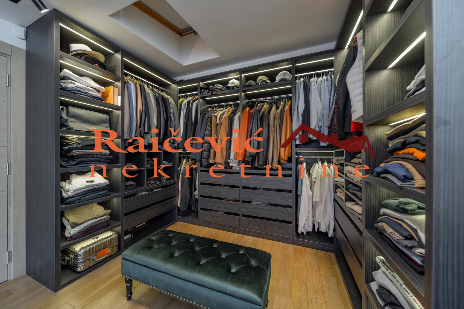 Trosoban stan na prodaju, Crveni Krst, Beograd, 83m², 389.000 €
