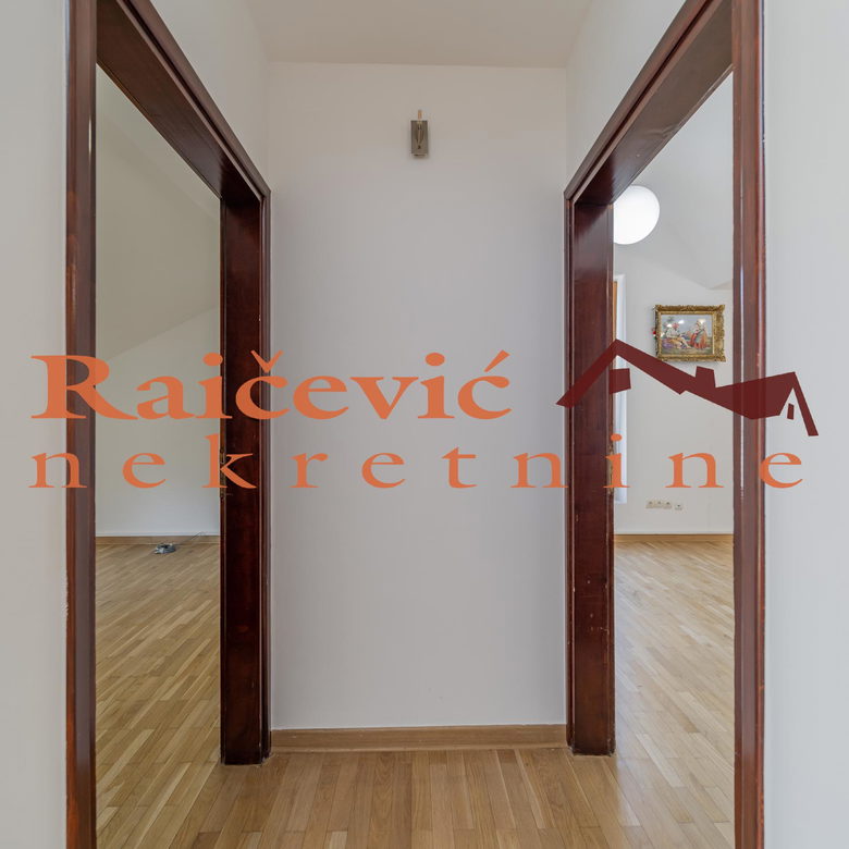 Lokal Izdavanje Beograd Lekino Brdo 90 m2