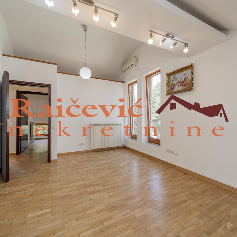 Lokal Izdavanje Beograd Lekino Brdo 90 m2