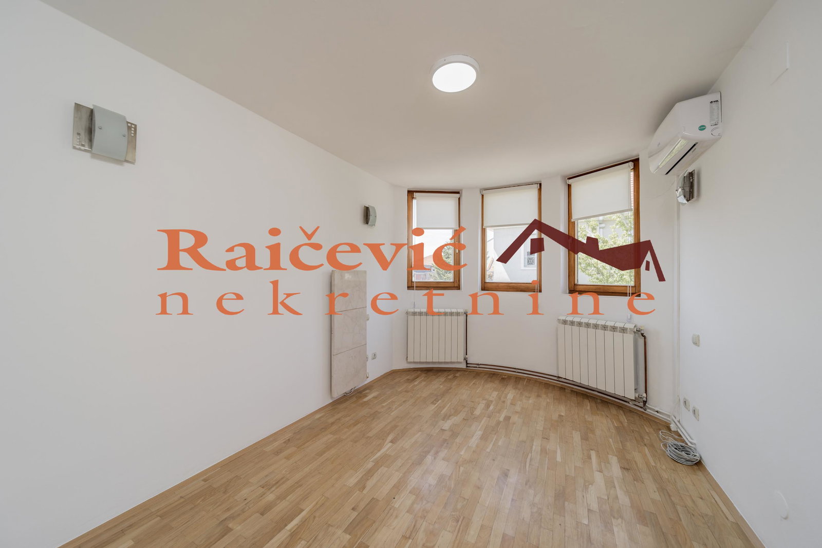 148627 Lokal za izdavanje, Lekino Brdo, Beograd, 90m², 1.000 €/mes