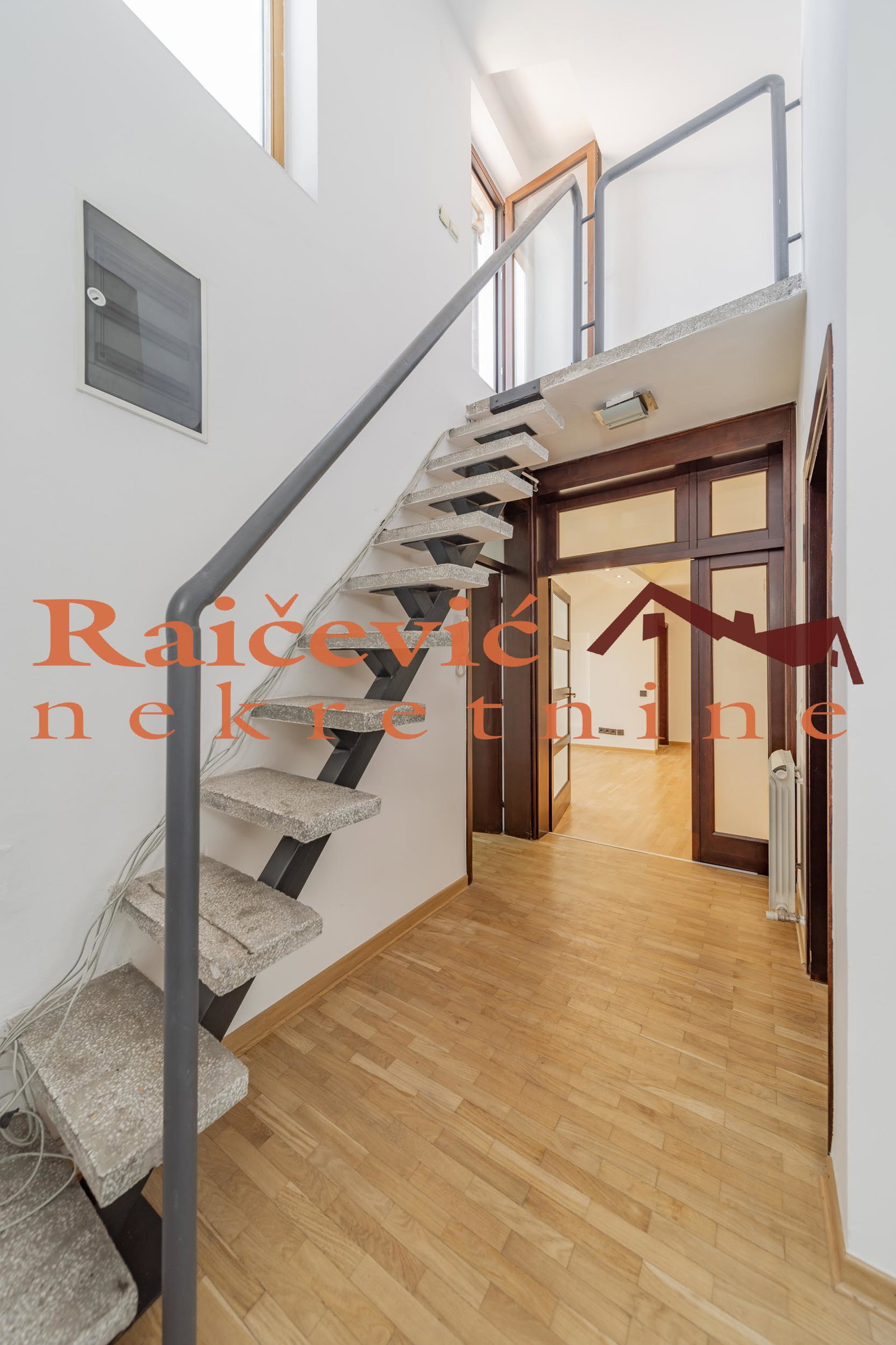 148630 Lokal za izdavanje, Lekino Brdo, Beograd, 90m², 1.000 €/mes