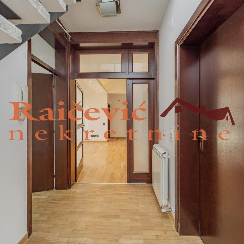 Lokal za izdavanje, Lekino Brdo, Beograd, 90m², 1.000 €/mes