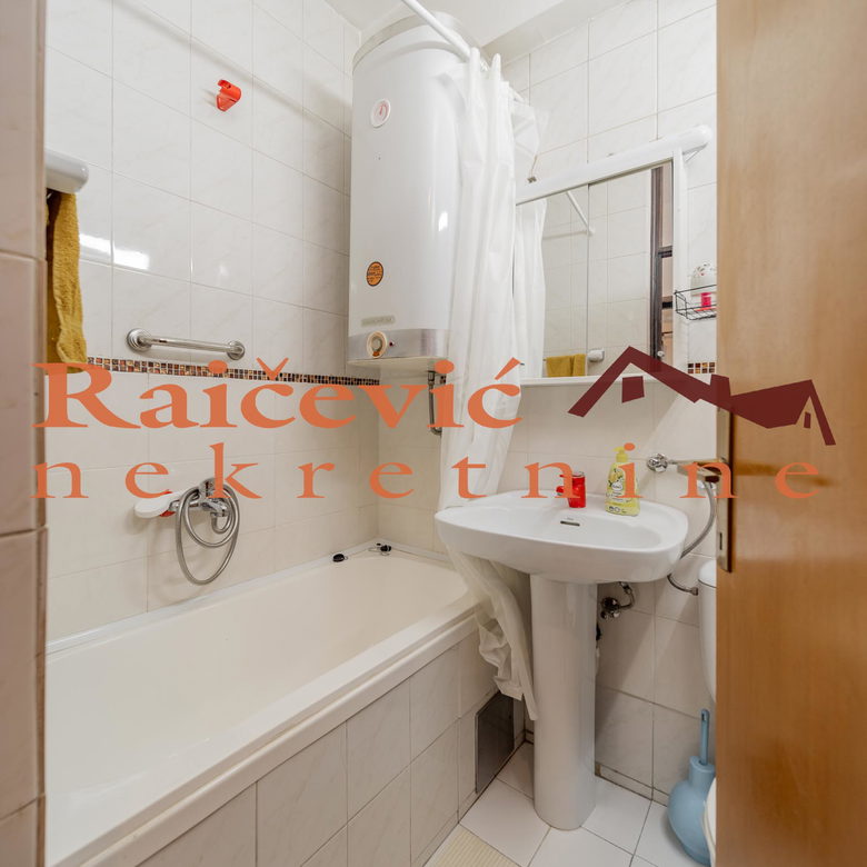 Jednosoban stan na prodaju, Miljakovac, Beograd, 39m², 112.000 €