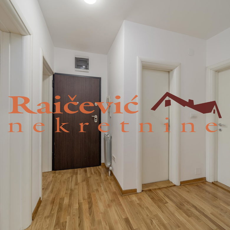 Stan Izdavanje Beograd  117 m2