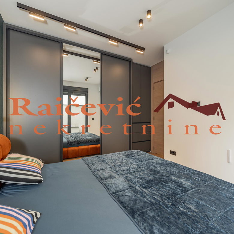 Trosoban stan na prodaju, Lekino Brdo, Beograd, 54m², 300.000 €