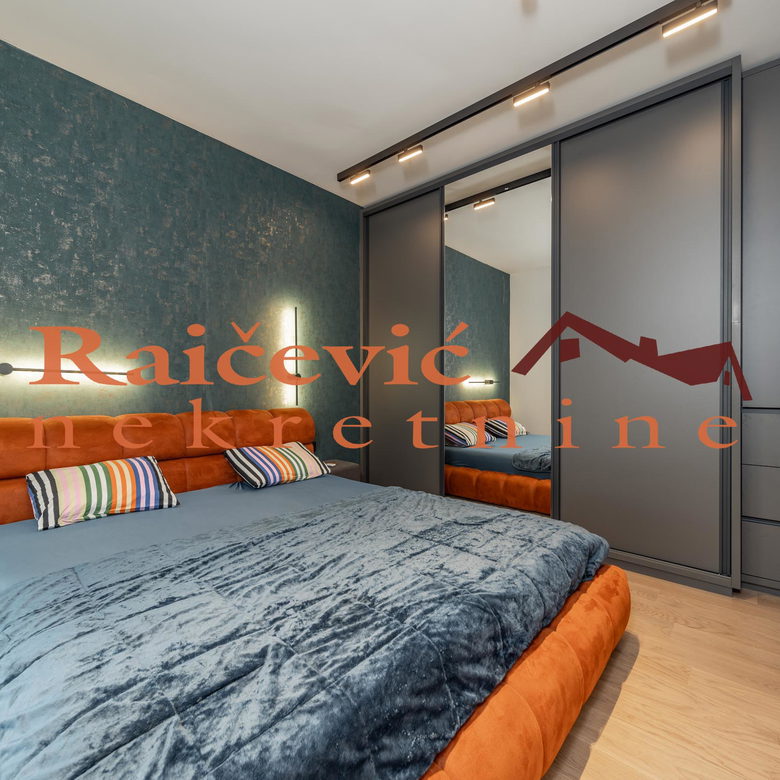 Trosoban stan na prodaju, Lekino Brdo, Beograd, 54m², 300.000 €
