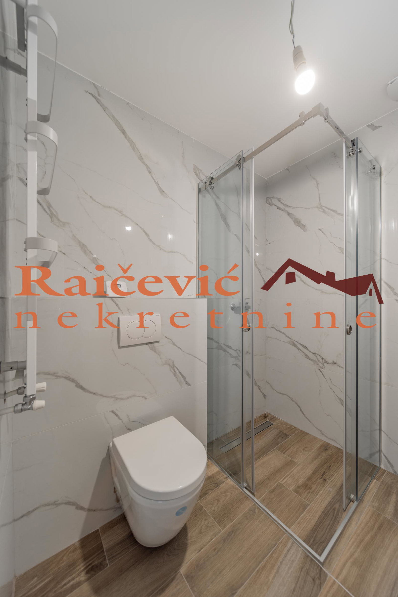 Trosoban stan na prodaju, Autokomanda, Beograd, 71m², 265.000 €