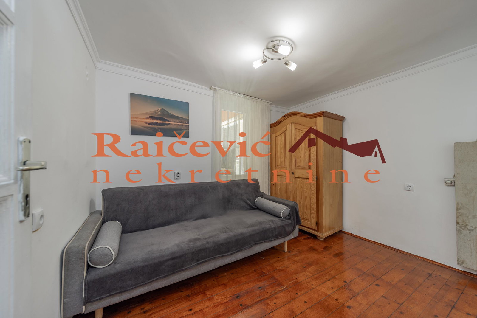 Dvosoban stan na prodaju, Kalenić, Beograd, 40m², 197.000 €