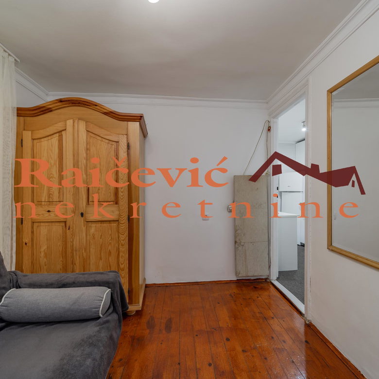 Dvosoban stan na prodaju, Kalenić, Beograd, 40m², 197.000 €
