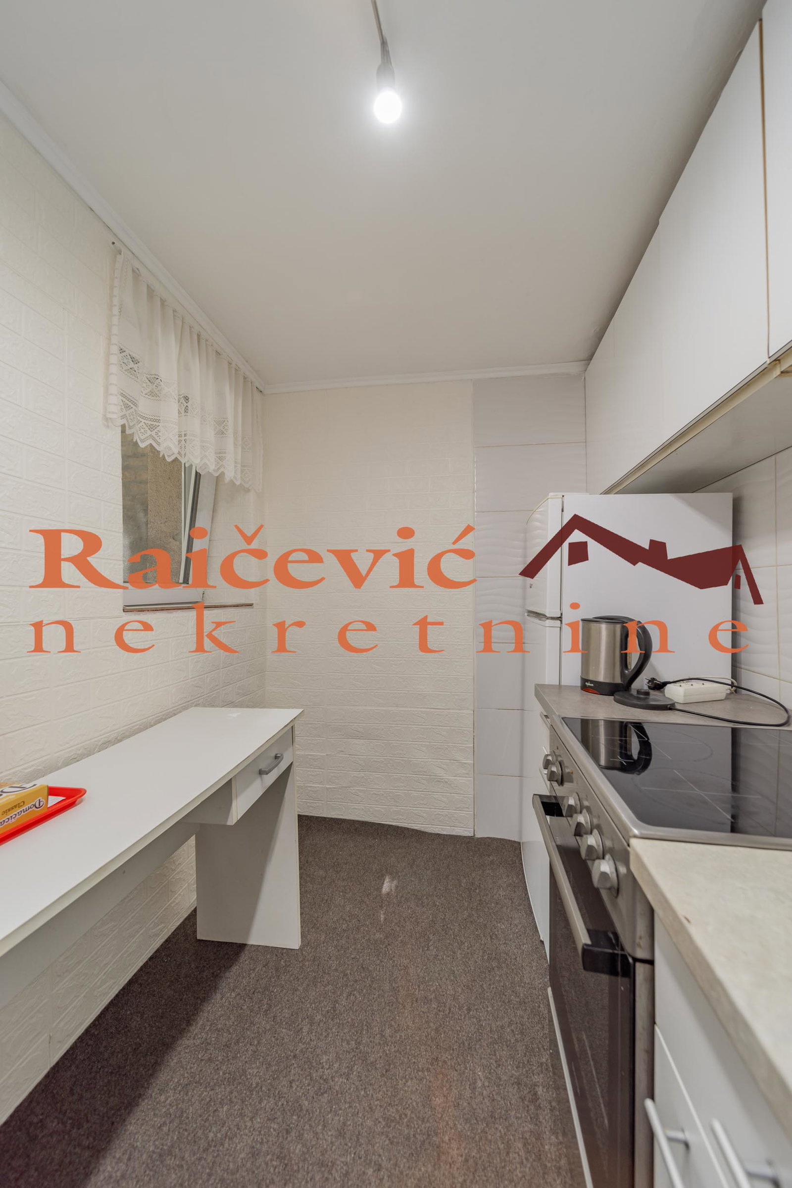 Dvosoban stan na prodaju, Kalenić, Beograd, 40m², 197.000 €